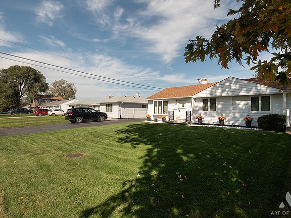 4th image of 4402 W 87th Pl