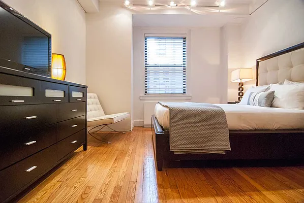 Rented by WAM Partners - William Moses Co. | media 21