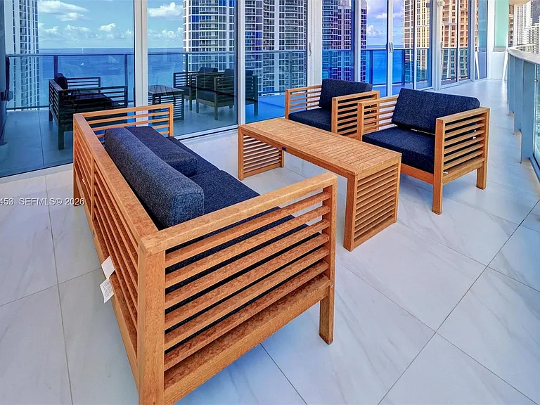 17550 Collins Ave #Penthouse 2 — Photo 36