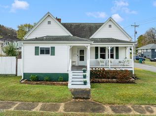 304 Opekiska St, Erwin, TN 37650