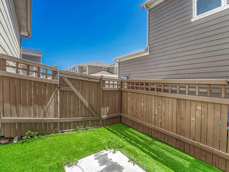 7179 Bedlam Dr — Photo 32