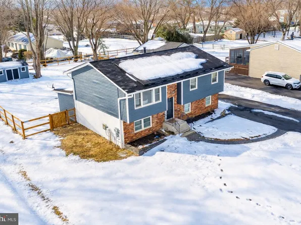 610 Elm St, Stevensville, MD 21666