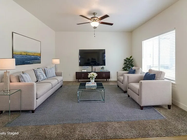 4907 E Breezy Patch Rd — Photo 5