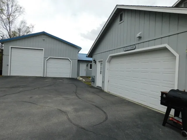 7300 N Esther Dr — Photo 25