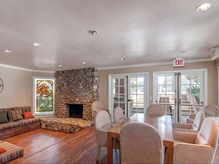 8850 Villa La Jolla Dr #201 — Photo 14