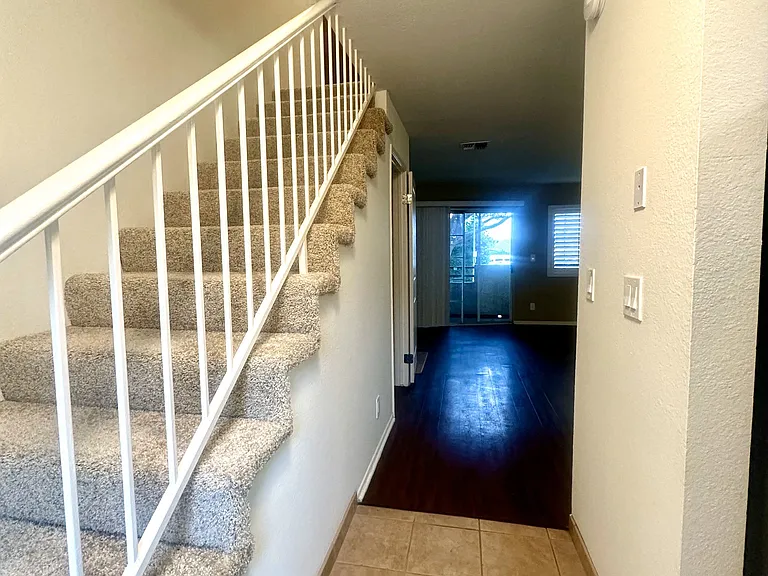 Terrace Trousdale Apartments — Photo 21