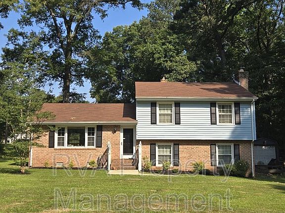 4th image of 1204 Hatteras Rd