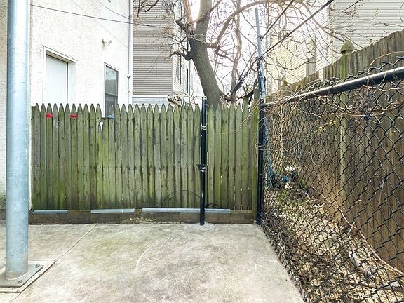 5th image of 1724 N Bouvier St #A