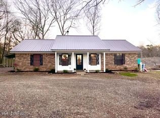 1710 Piggtown Rd, Lena, MS 39094
