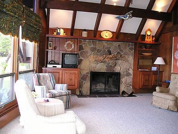 3rd image of 5304 Lakeside Blvd