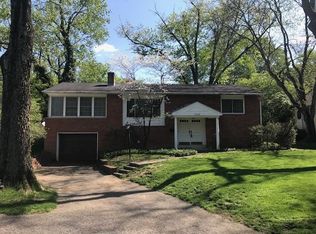 2605 Fishinger Rd, Columbus, OH 43221