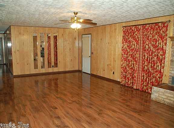 4th image of 199 Polk 133