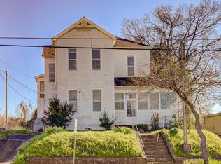 1708 Clay St, Vicksburg, MS 39183