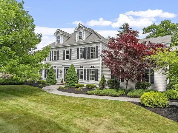 76 Searles Road, Windham, NH 03087