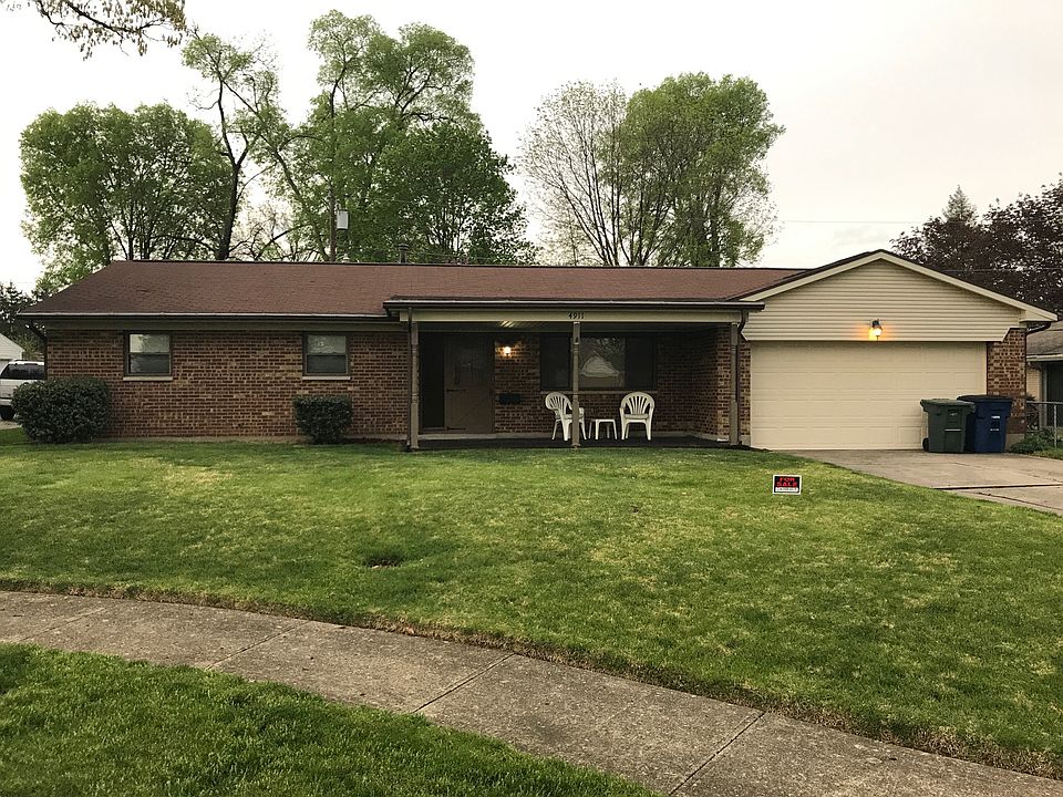 Front w/ porch