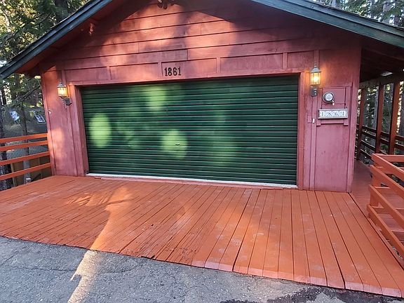 2nd image of 1861 Delaware St