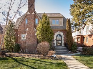 832 S Clifton Ave, Park Ridge, IL 60068