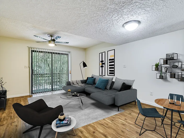 Windmill Townhomes — Photo 6