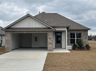 10440 Highcrest Dr, Denham Springs, LA 70706