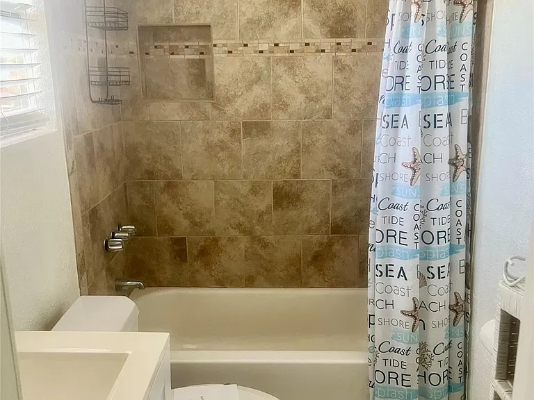 6004 Avenue T — Photo 13