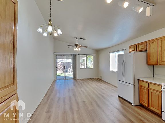 5th image of 7020 Desert Clover Ct