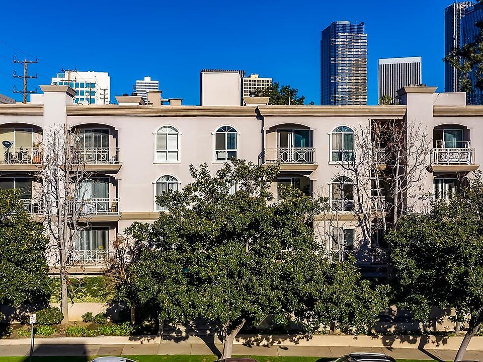 1st image of 1820 S Beverly Glen Blvd APT 208