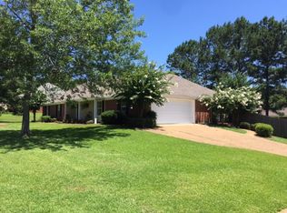 731 Tripp Dr, Brandon, MS 39042