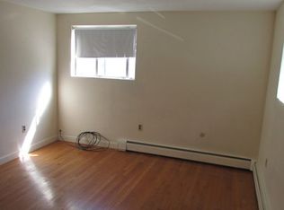 90 Quarry St APT 4, Quincy, MA 02169