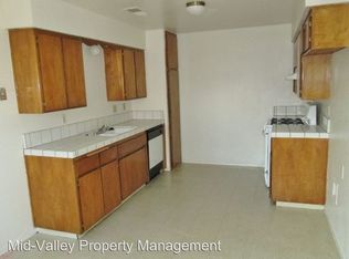 330 S Maricopa St, Tulare, CA 93274
