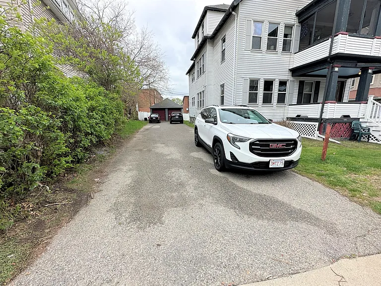 17 Bentley St #1 — Photo 10