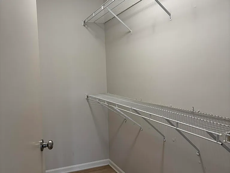 4101 Rolling Meadow Ln — Photo 16