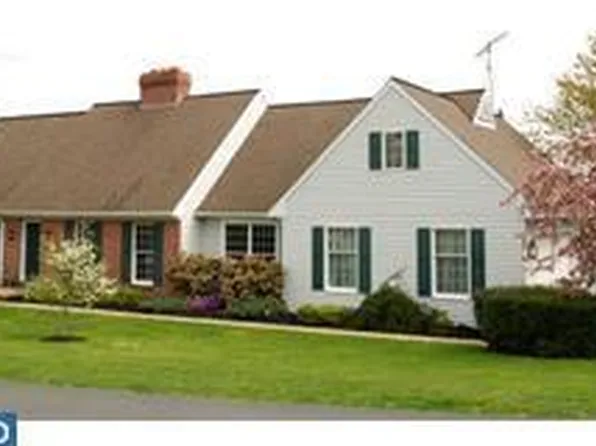 945 Churchtown Rd, Narvon, PA 17555