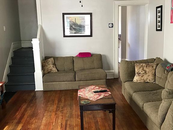 3rd image of 34 E Markison Ave