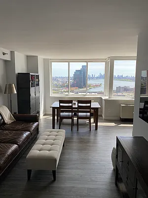 Rented by Living New York | media 10