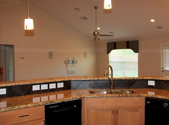 5th image of 9600 Thomas Jefferson Dr