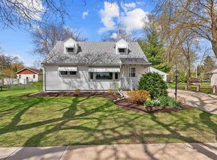 409 Tamarack St, Randolph, WI 53956