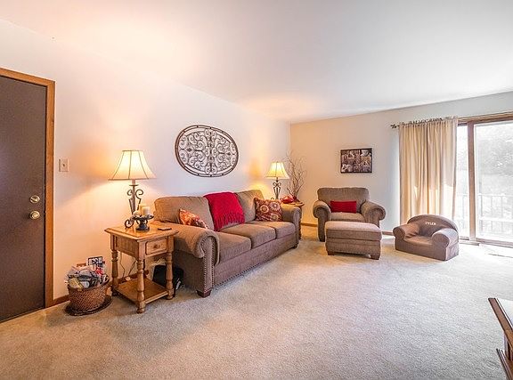 4th image of 10333 S Mayfield Ave #3N