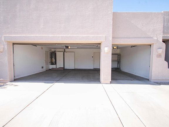 3rd image of 3100 E Runaway Bay Pl