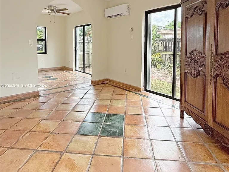 3390 SW 75th Ave — Photo 10