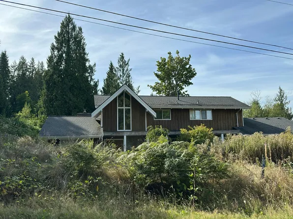 1211 N 17th St, Mount Vernon, WA 98273