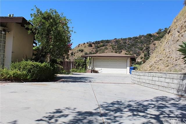 1st image of 1811 N Crescent Heights Blvd
