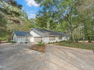 615 Robert Travis Dr, Shreveport, LA 71106