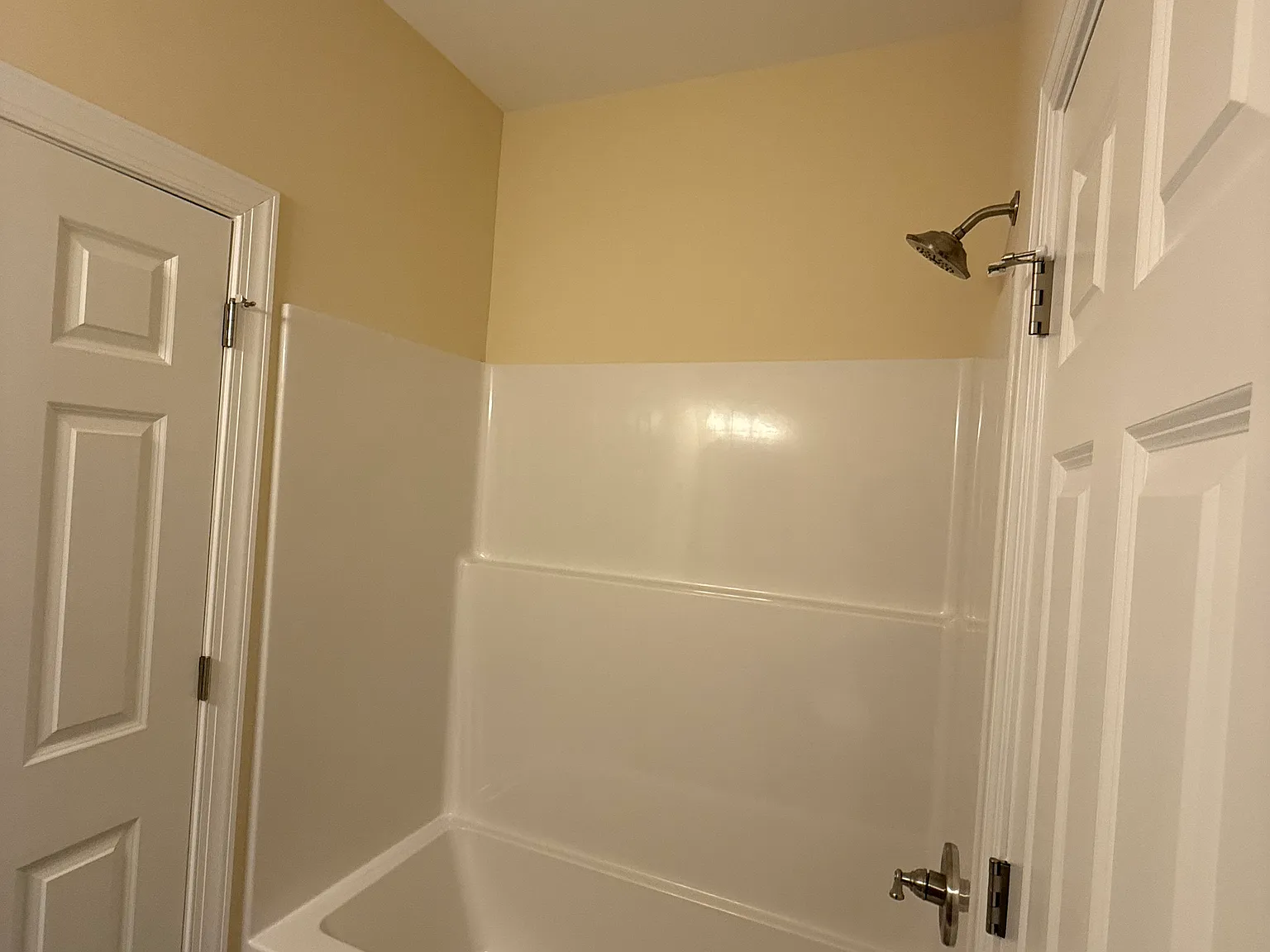 4 bed, 1540 sqft, $2,400 — Photo 4