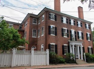 2 Oliver St, Salem, MA 01970