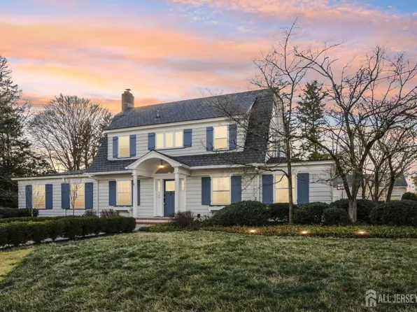 135 N Main St, Cranbury, NJ 08512