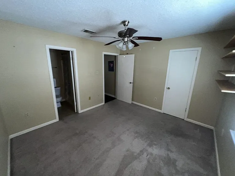 10062 Jefferson Hwy #C — Photo 28