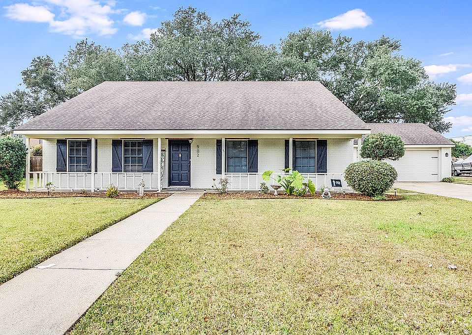 1st image of 502 Robert Lee Cir