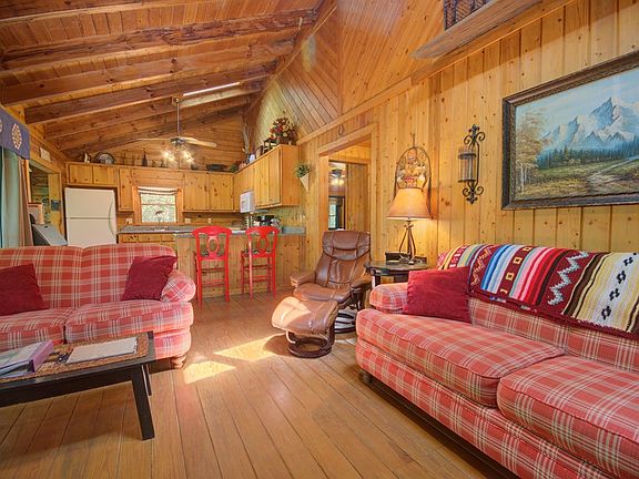 4th image of 218 Bench Leg Rd