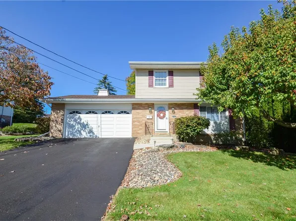 403 E 23rd St, Northampton, PA 18067