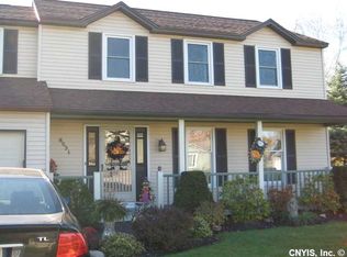 8531 Snowshoe Trl, Cicero, NY 13039